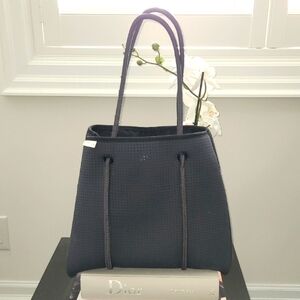 Jimeila Navy Structured Tote Bag with Minimalist Design